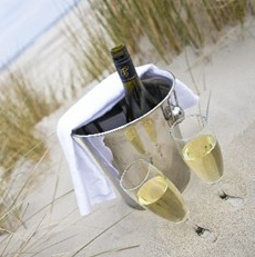 champagne op het strand