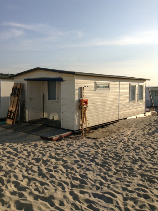 Strandhuisje IJmuiden aan Zee